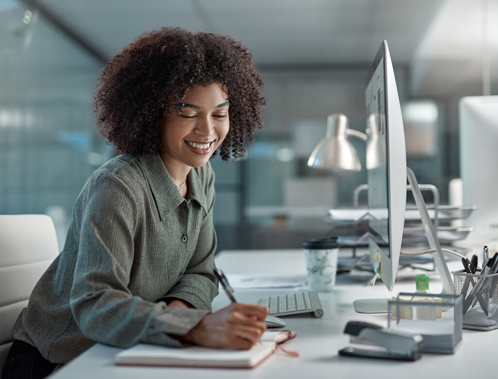 woman in ecdl course